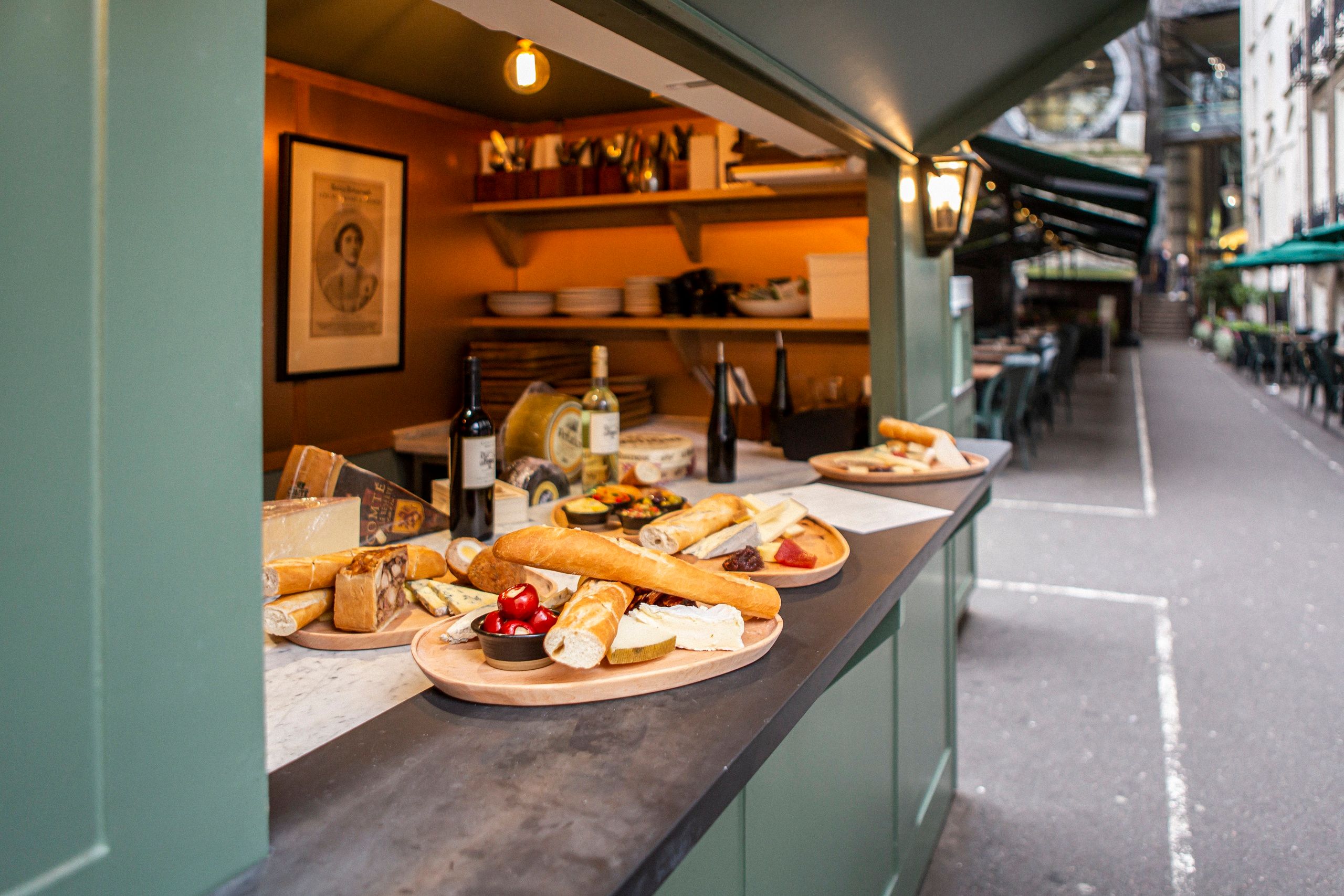 IMG_foodhutlongviewnofilter_Gordons_Wine_Bar_Photo_by_Paul_Marc_Mitchell