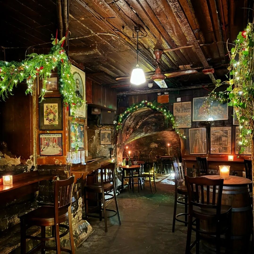 Xmas in the bar